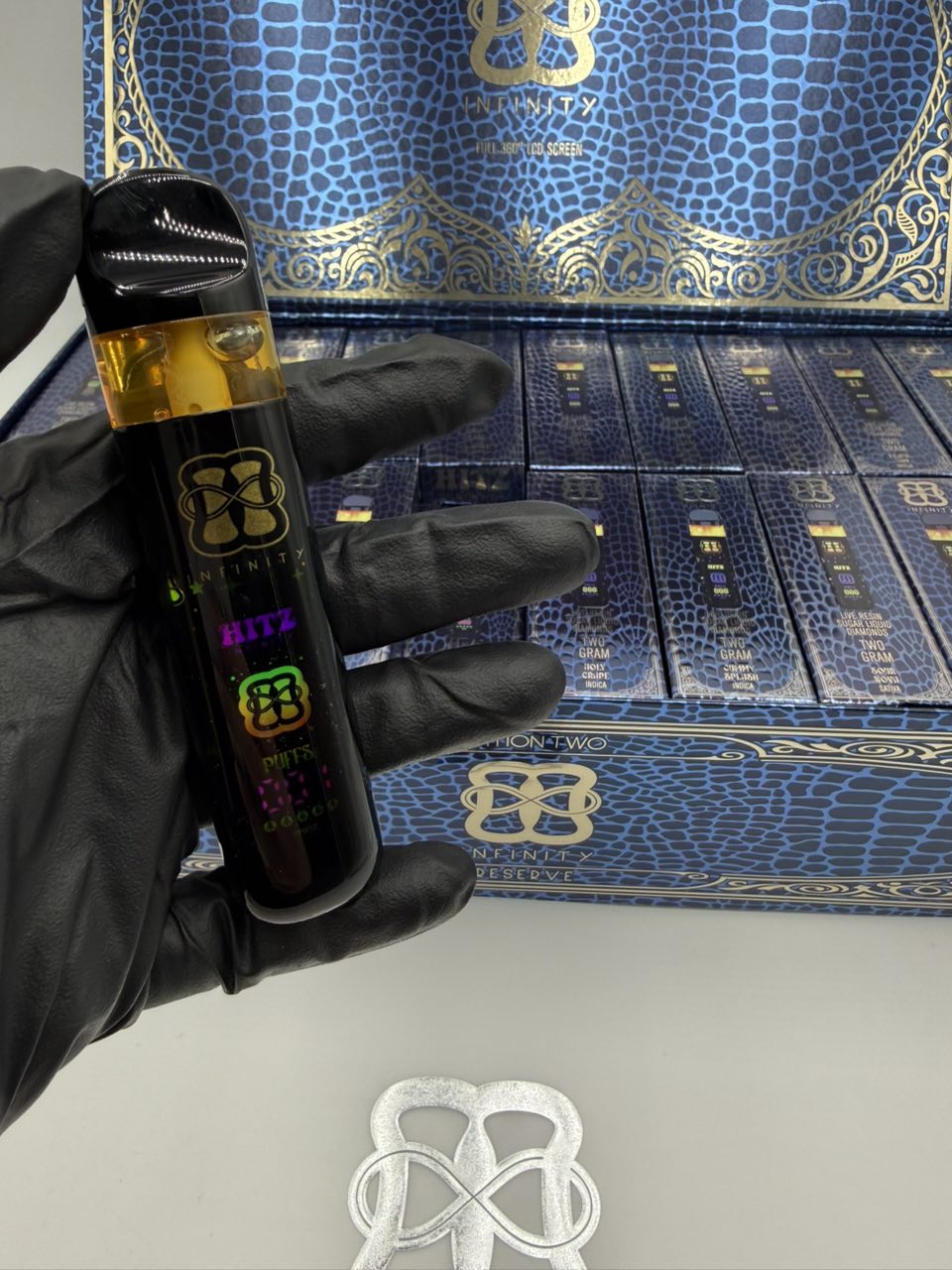 HITZ INFINITY BLUE LABEL 2G DISPOSABLE – HITZ INFINITY EDITION TWO – LIVE RESIN SUGAR LIQUID DIAMONDS - Image 2